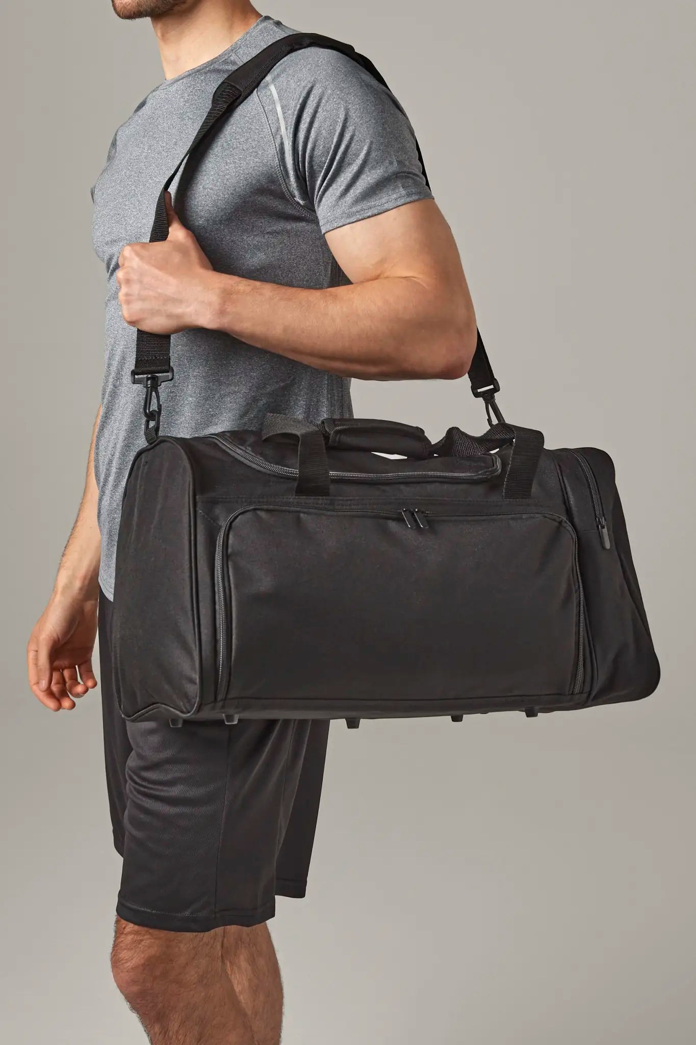 all-groups Universal Holdall