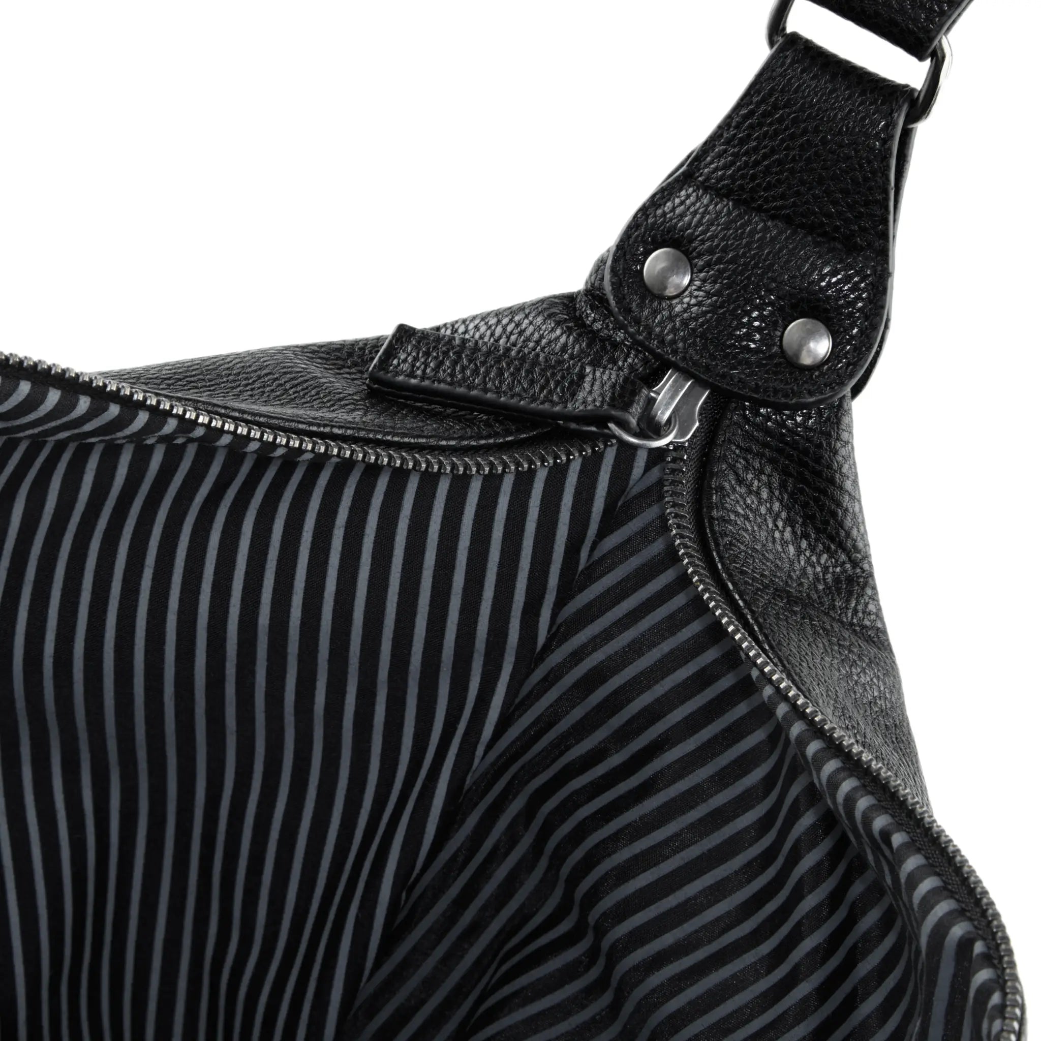 all-groups NuHide Weekender