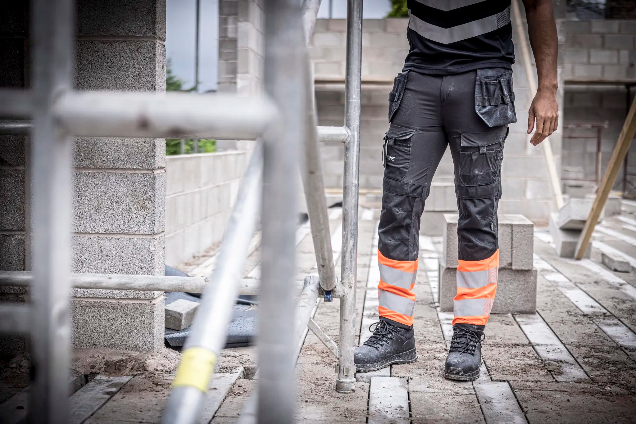 all-groups Men's Hi Vis X Pro Stretch Holster Trouser Class 1
