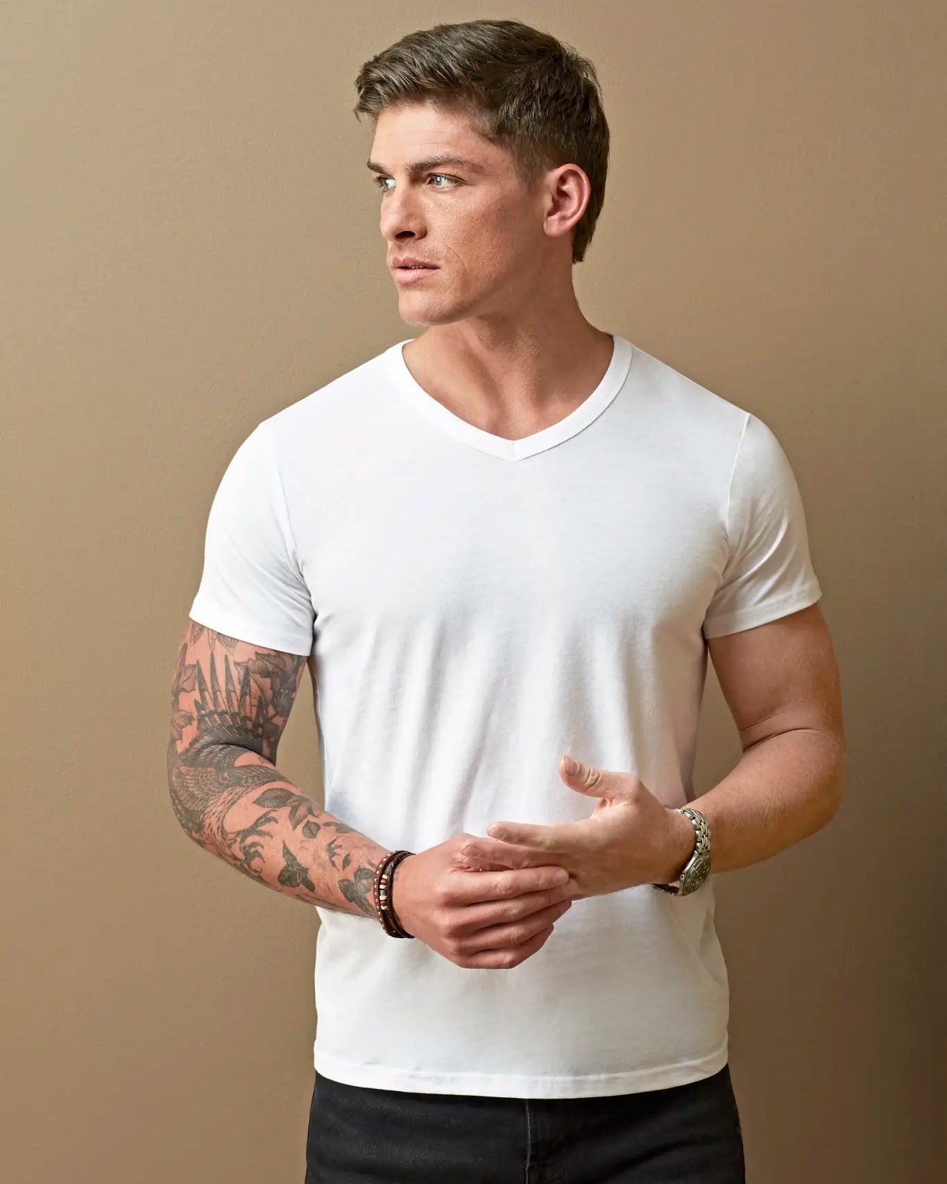 all-groups Men's Ben V Neck