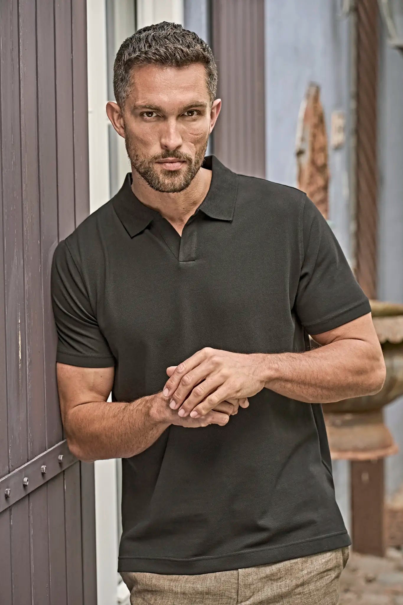 all-groups Men's Luxury Stretch V Neck Polo