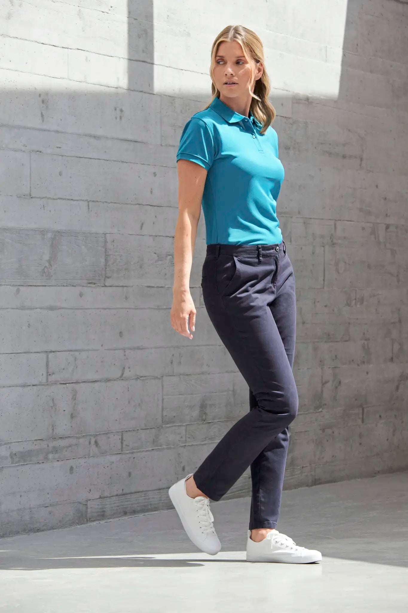 all-groups Women's Stretch Chino