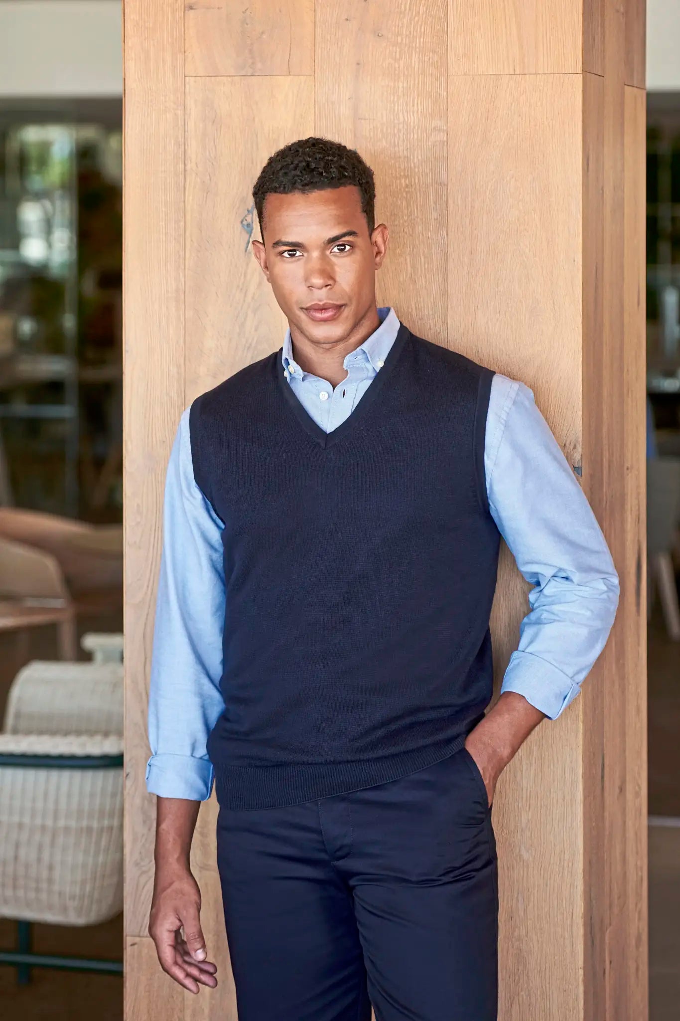 all-groups Men's Lightweight Sleeveless V Neck Jumper