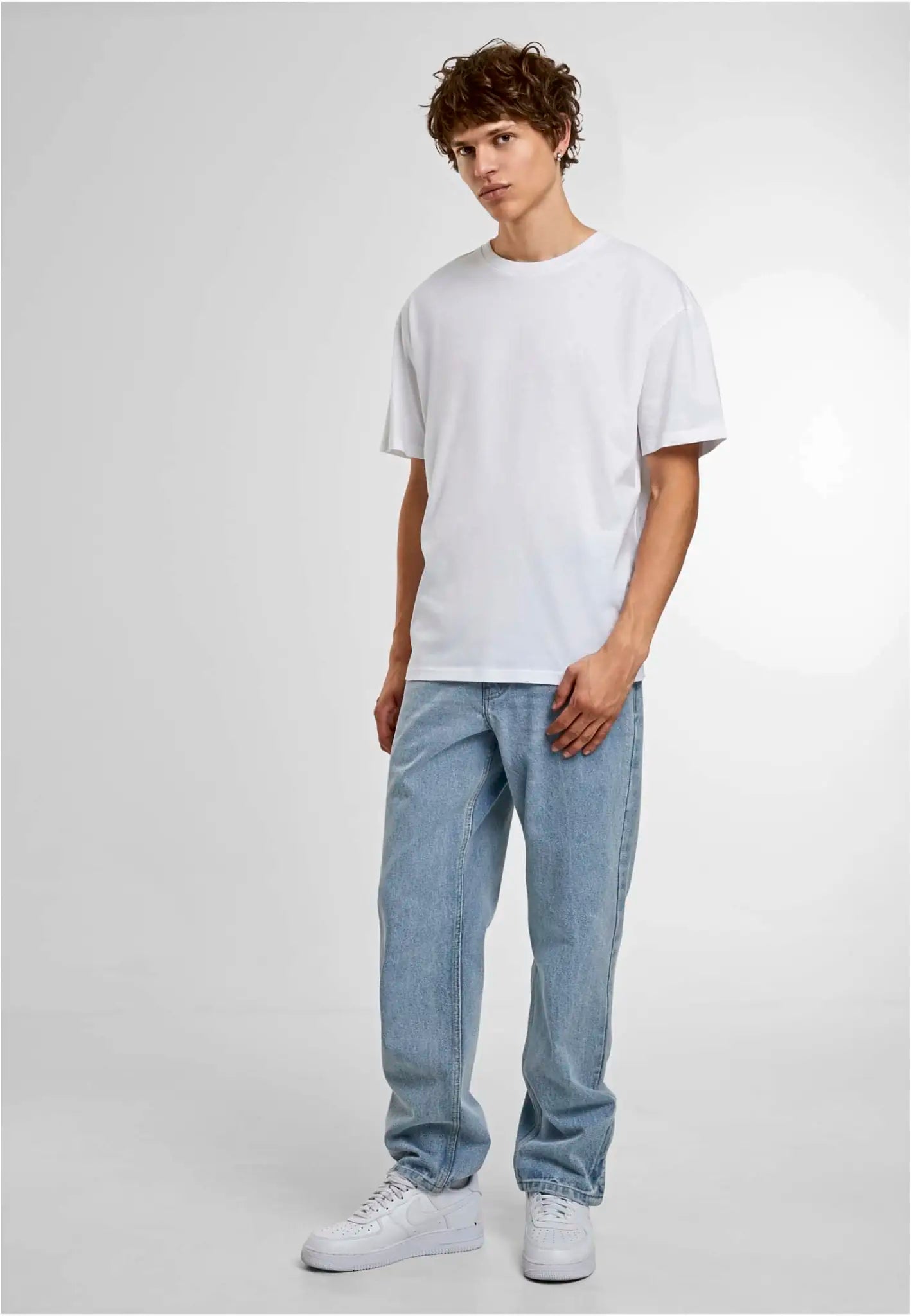 all-groups Men's Light Basic Loose T-Shirt