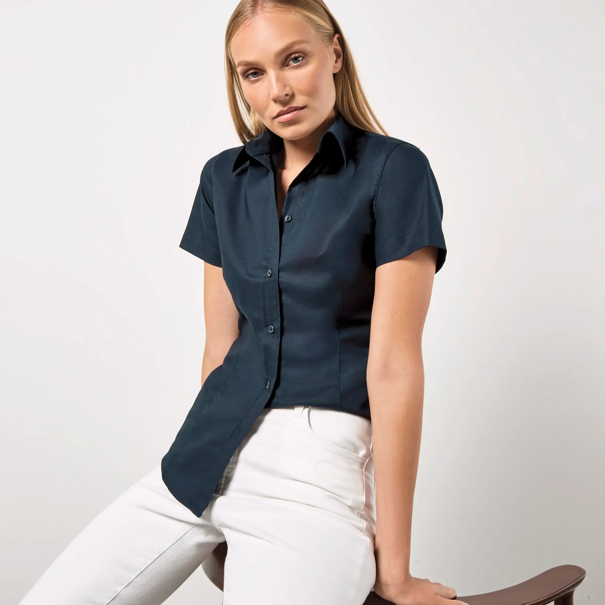 all-groups Women's Tailored Fit Workwear Oxford Shirt Short Sleeve