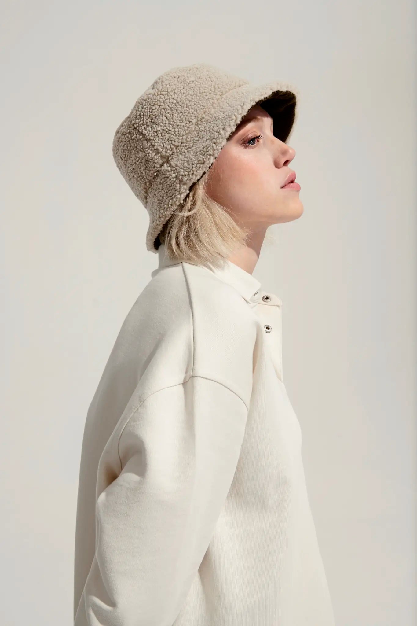 all-groups Reversible Sherpa And Velvet Bucket Hat