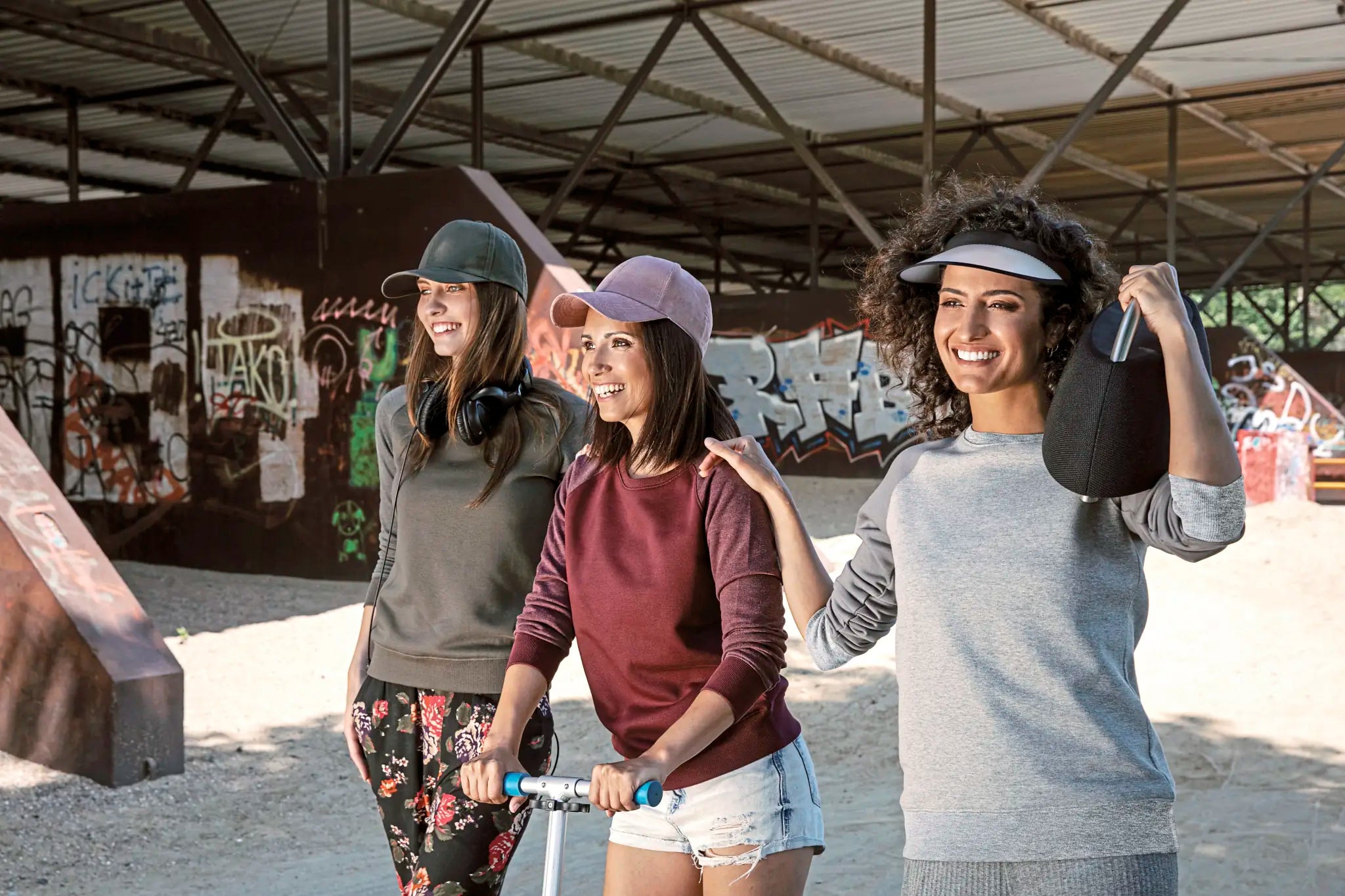 all-groups Women's my mate Crew Neck Sweat