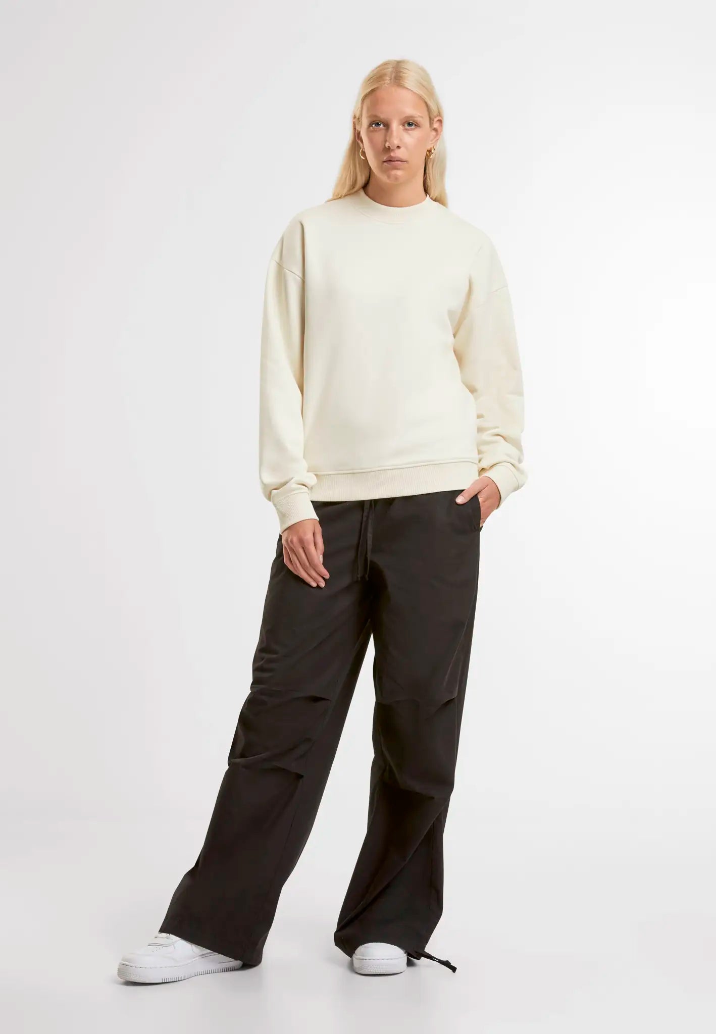 all-groups Men's Oversized Crewneck