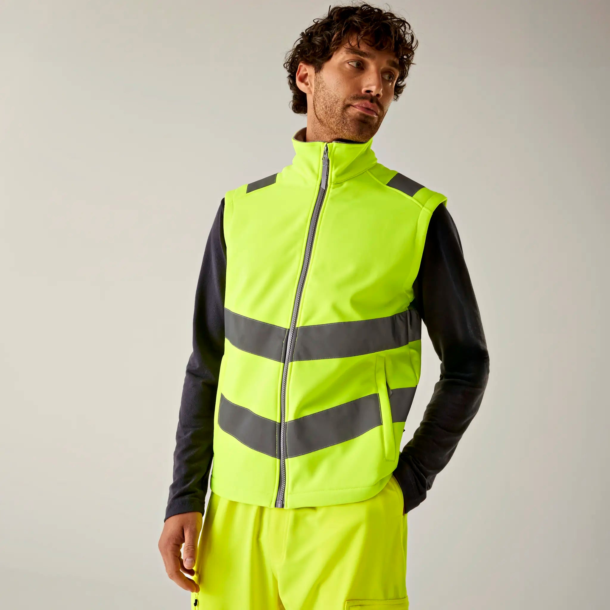 all-groups Men's Hi Vis Pro Contract Ablaze Softshell Bodywarmer