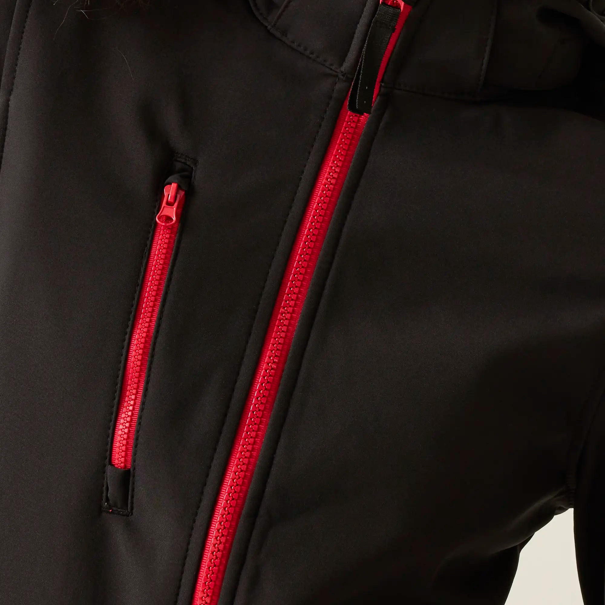 all-groups Women's Venturer 3 Layer Hooded Softshell Jacket