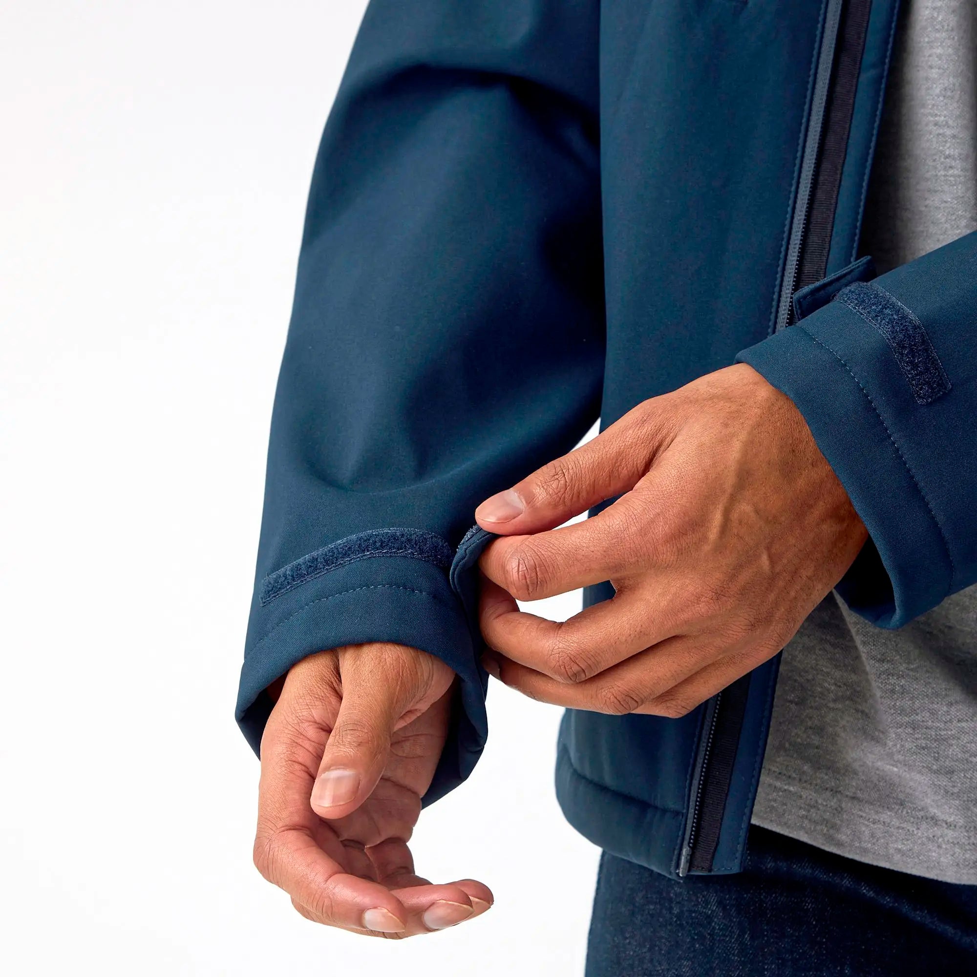 all-groups Men's Thermogen Powercell 5000 Heated Softshell Jacket