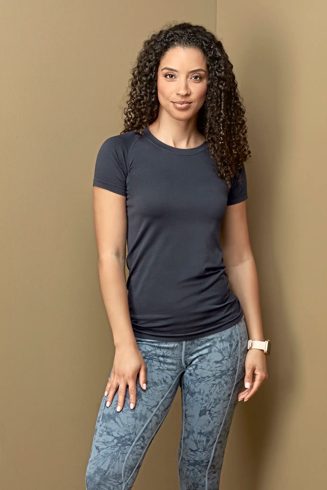 all-groups Women's Seamless Sports T