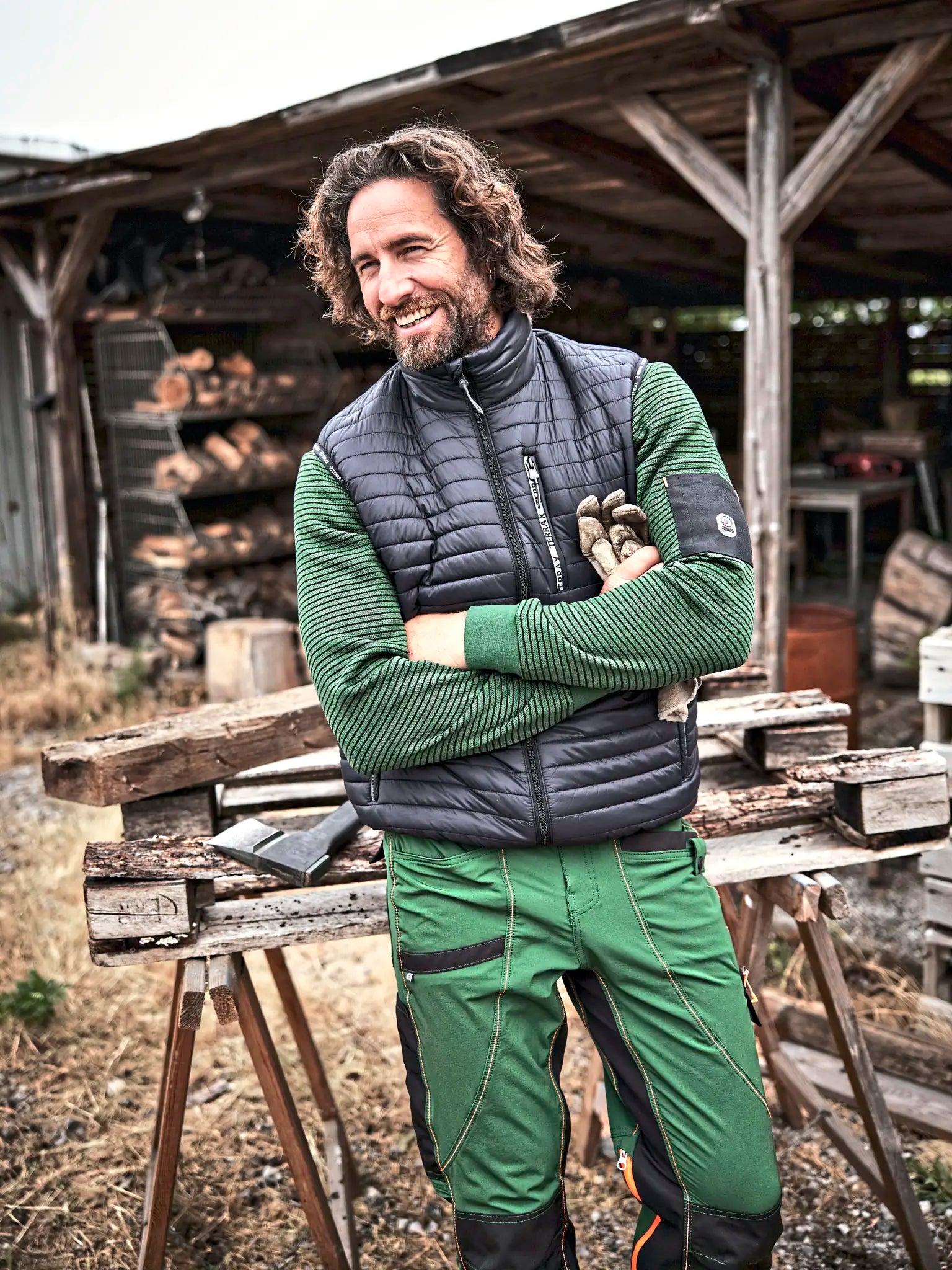 all-groups Men's Quilted Vest